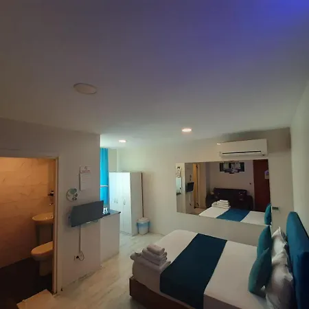 Apart Otel 216 Turkuaz